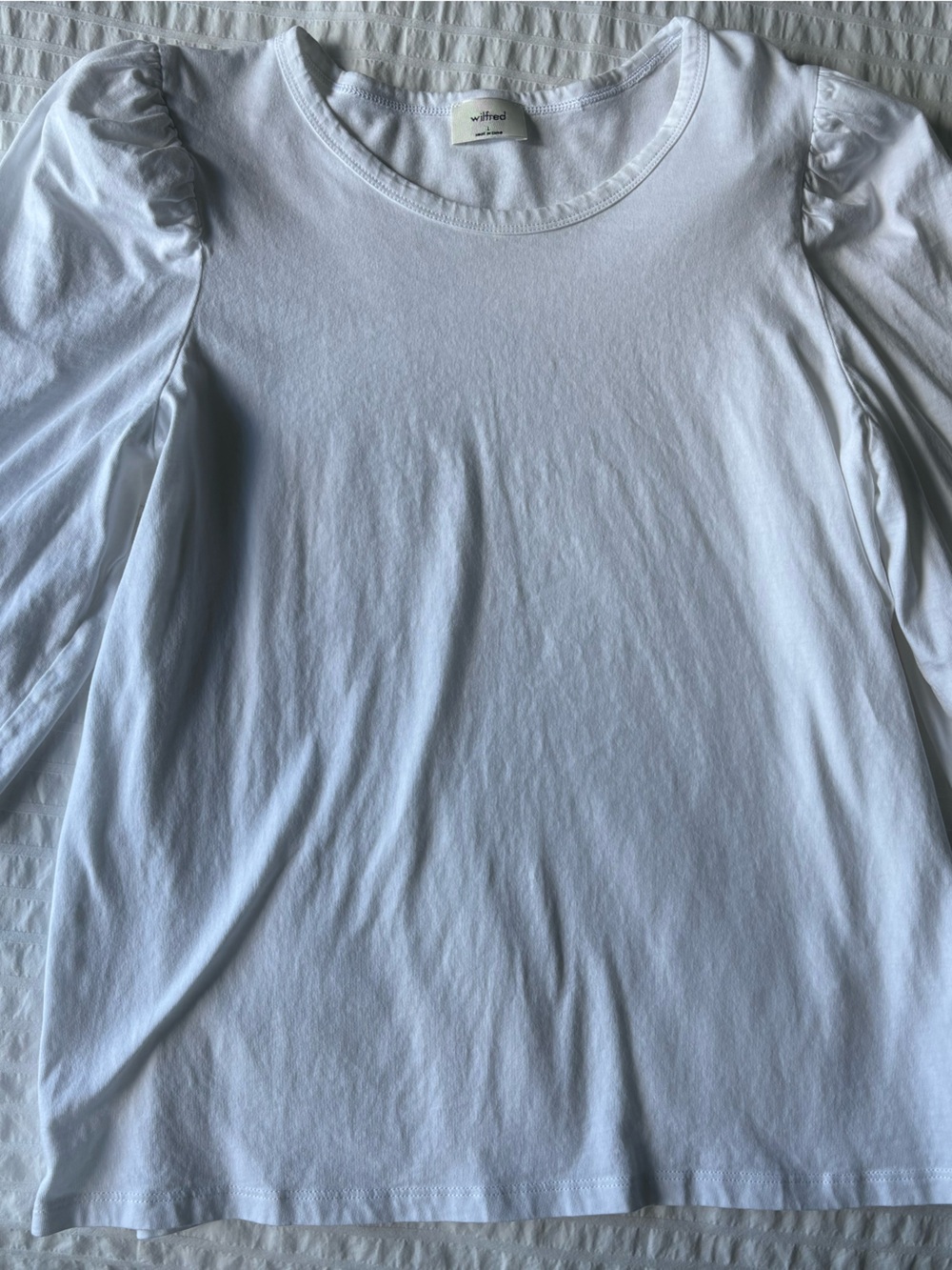 Wilfred White Puff-Sleeve Crewneck Top